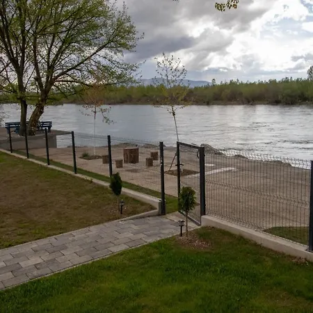 Vikendica Na Drini - Drinska Prica Prázdninový dům Loznica