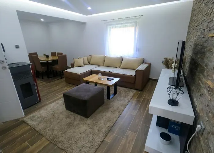 Vikendica Na Drini - Drinska Prica Loznica